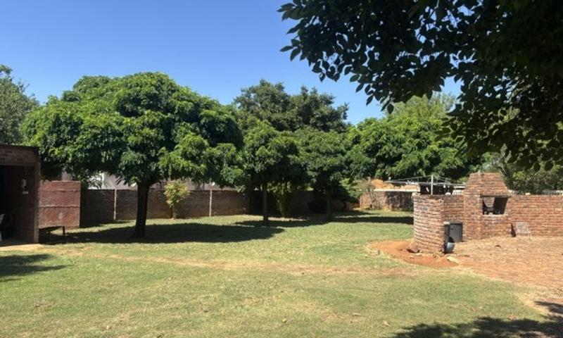 2 Bedroom Property for Sale in Makwassie North West